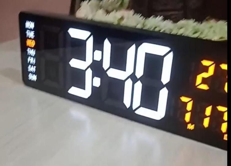 180� Projector Clock for Bedroom Digital Alarm Clock W/ Temperature Display